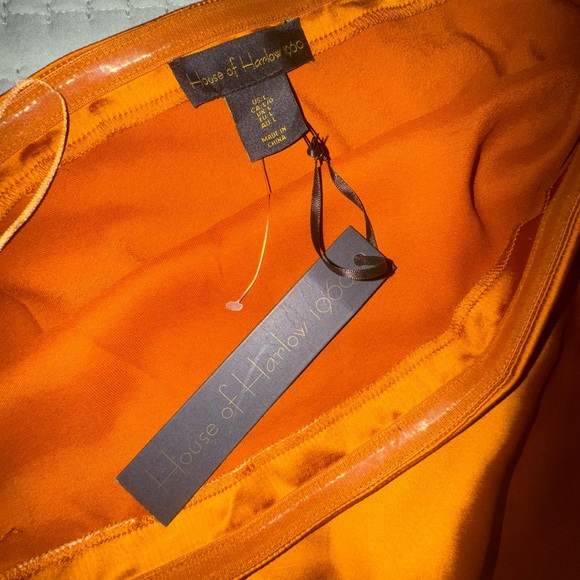 House of Harlow 1960 Size Large Cocktail dress Silky Satin Fabric in Rich Amber - Picture 7 of 15